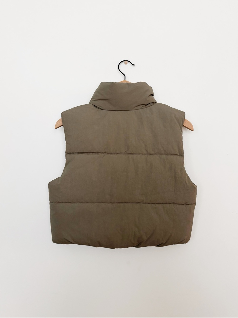 H&M Cropped Puffer Vest in Khaki Green Size XS - Picture 3 of 4